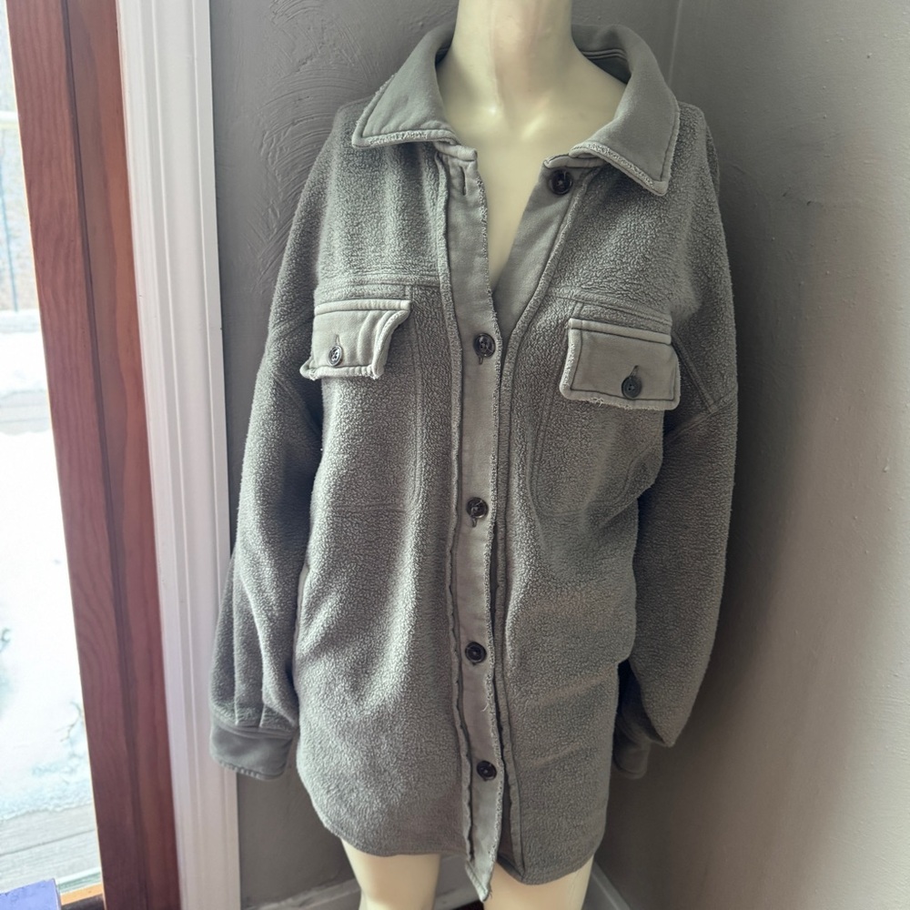 Free people oversized shirt jacket size small